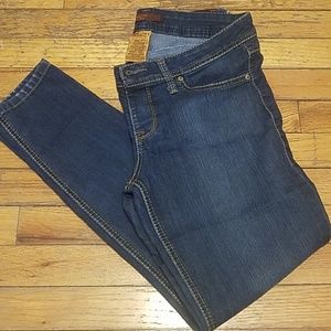 Dark wash skinny jeans